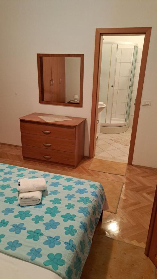 Apartment With Splendid Sea View Trogir Bagian luar foto