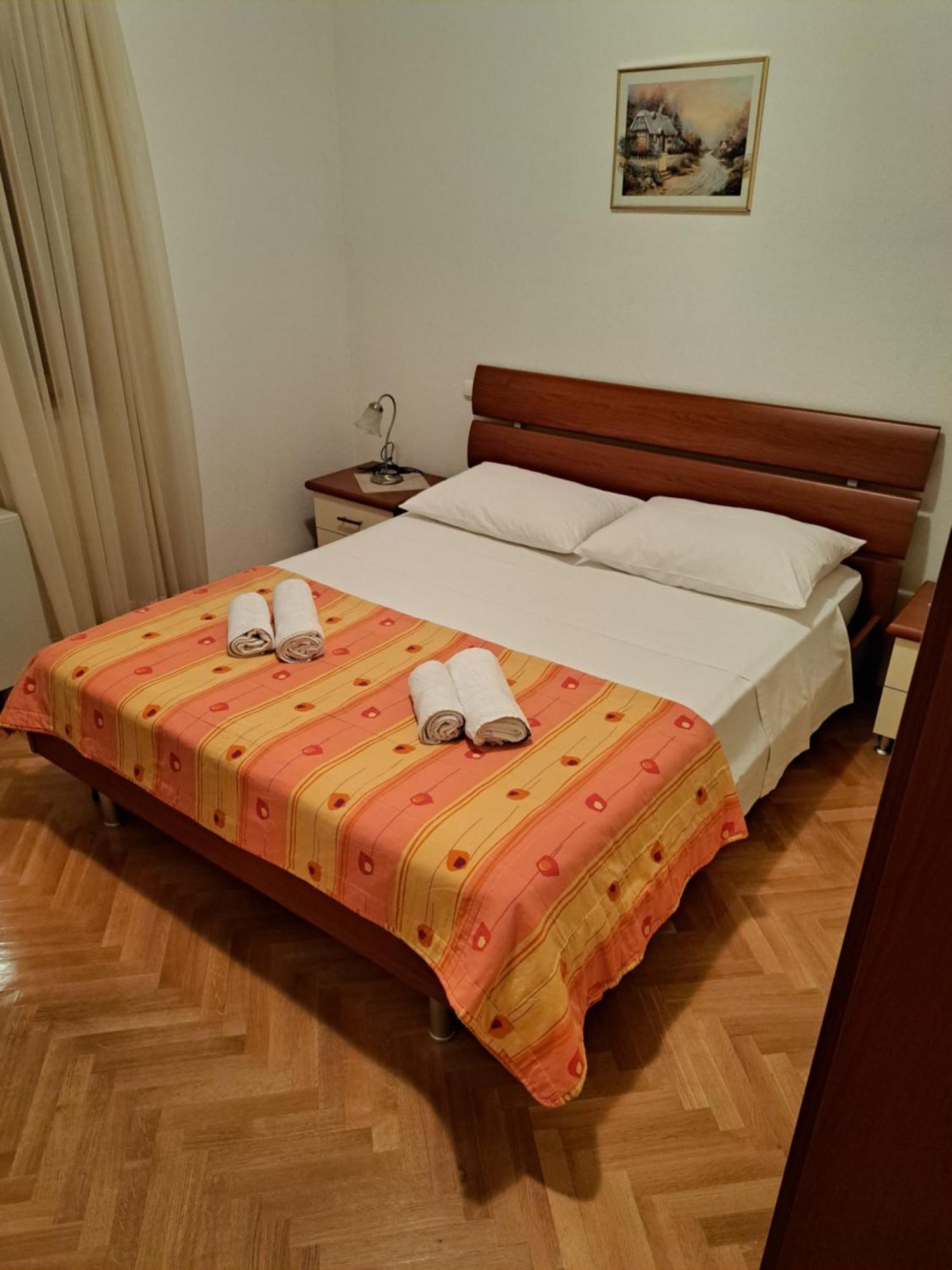 Apartment With Splendid Sea View Trogir Ruang foto