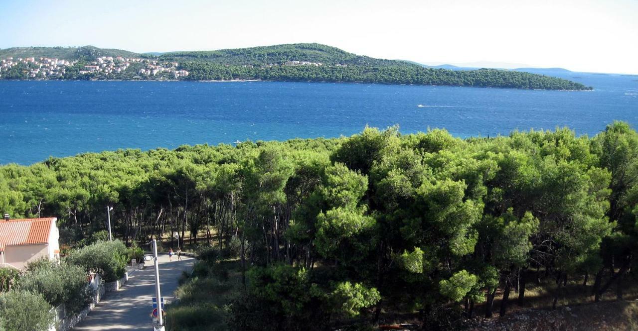 Apartment With Splendid Sea View Trogir Bagian luar foto
