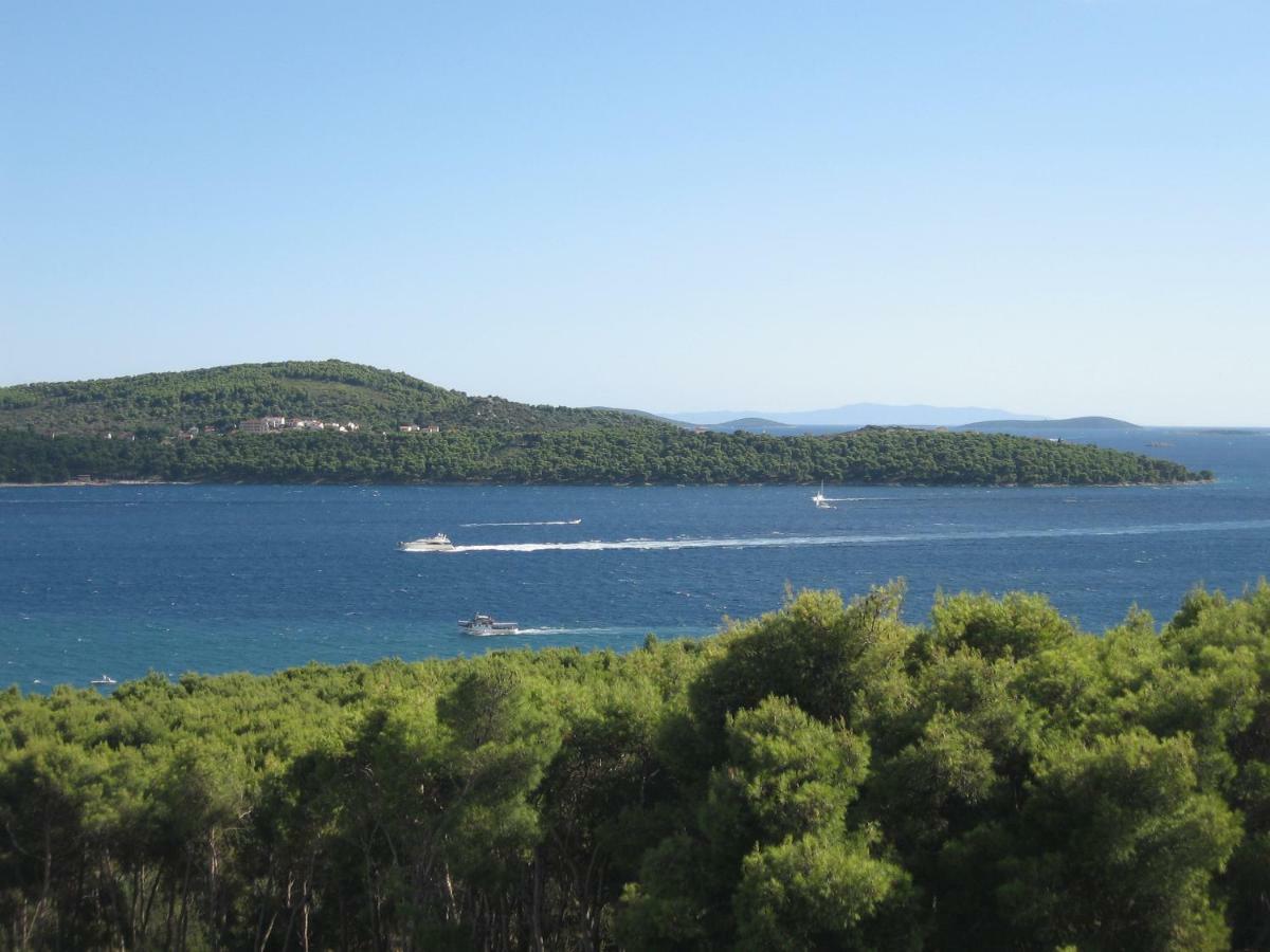 Apartment With Splendid Sea View Trogir Bagian luar foto