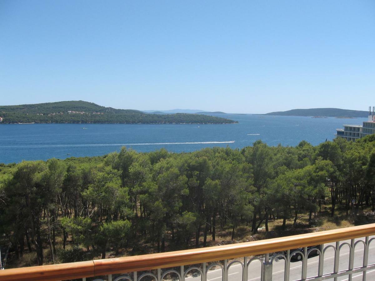 Apartment With Splendid Sea View Trogir Bagian luar foto