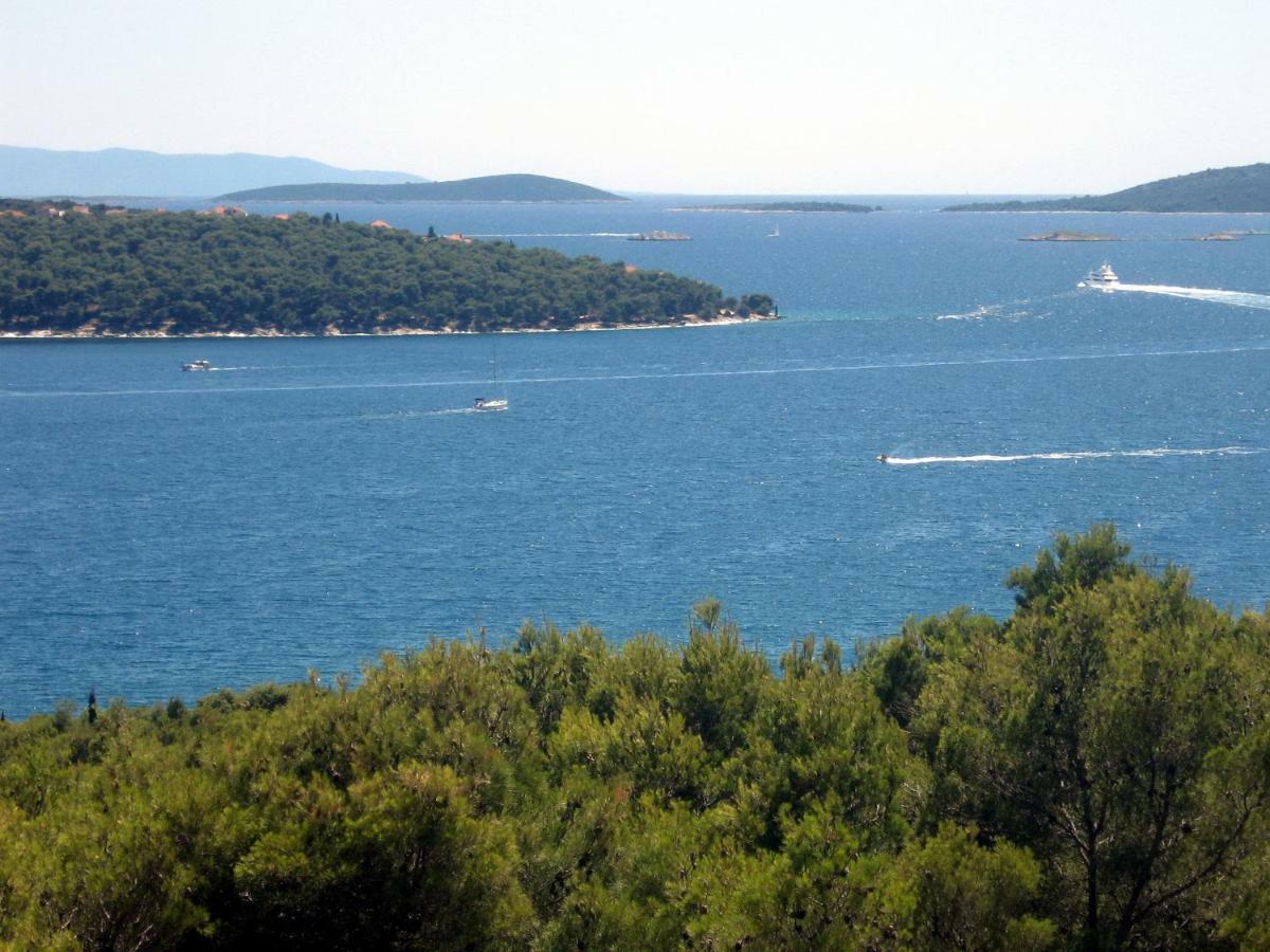 Apartment With Splendid Sea View Trogir Bagian luar foto