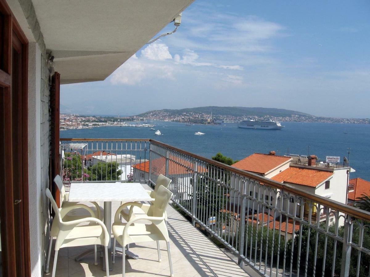 Apartment With Splendid Sea View Trogir Bagian luar foto