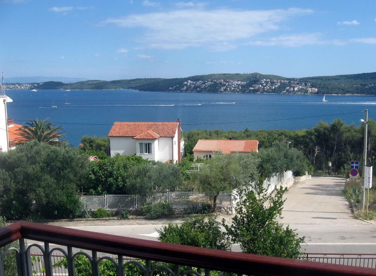 Apartment With Splendid Sea View Trogir Bagian luar foto