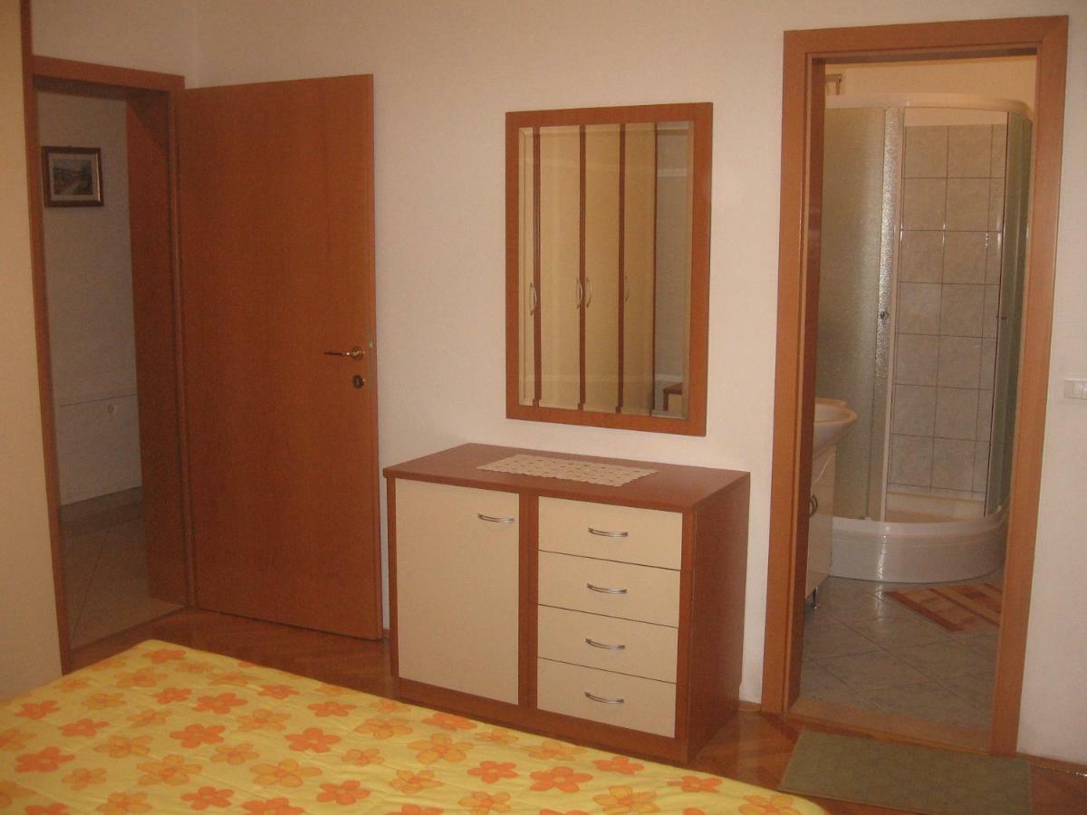 Apartment With Splendid Sea View Trogir Bagian luar foto