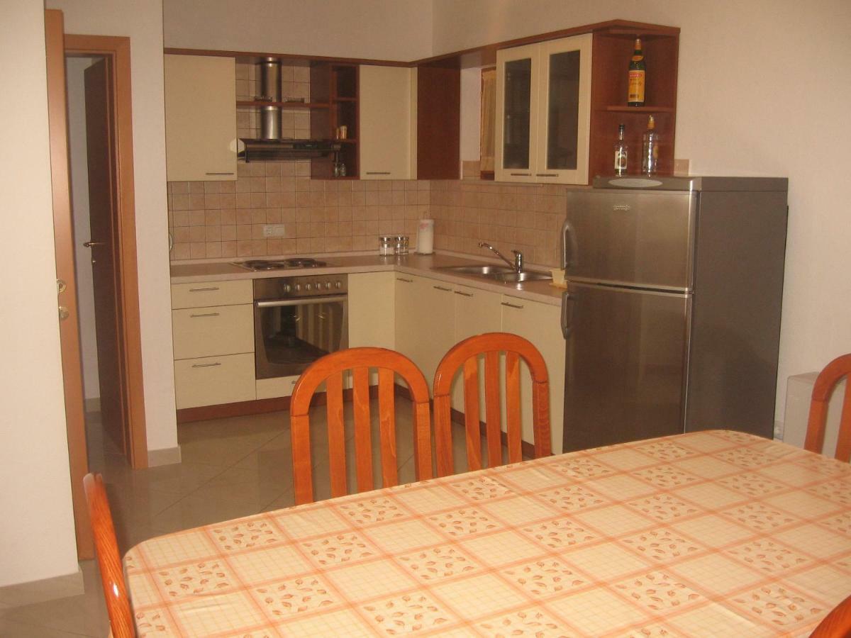Apartment With Splendid Sea View Trogir Bagian luar foto