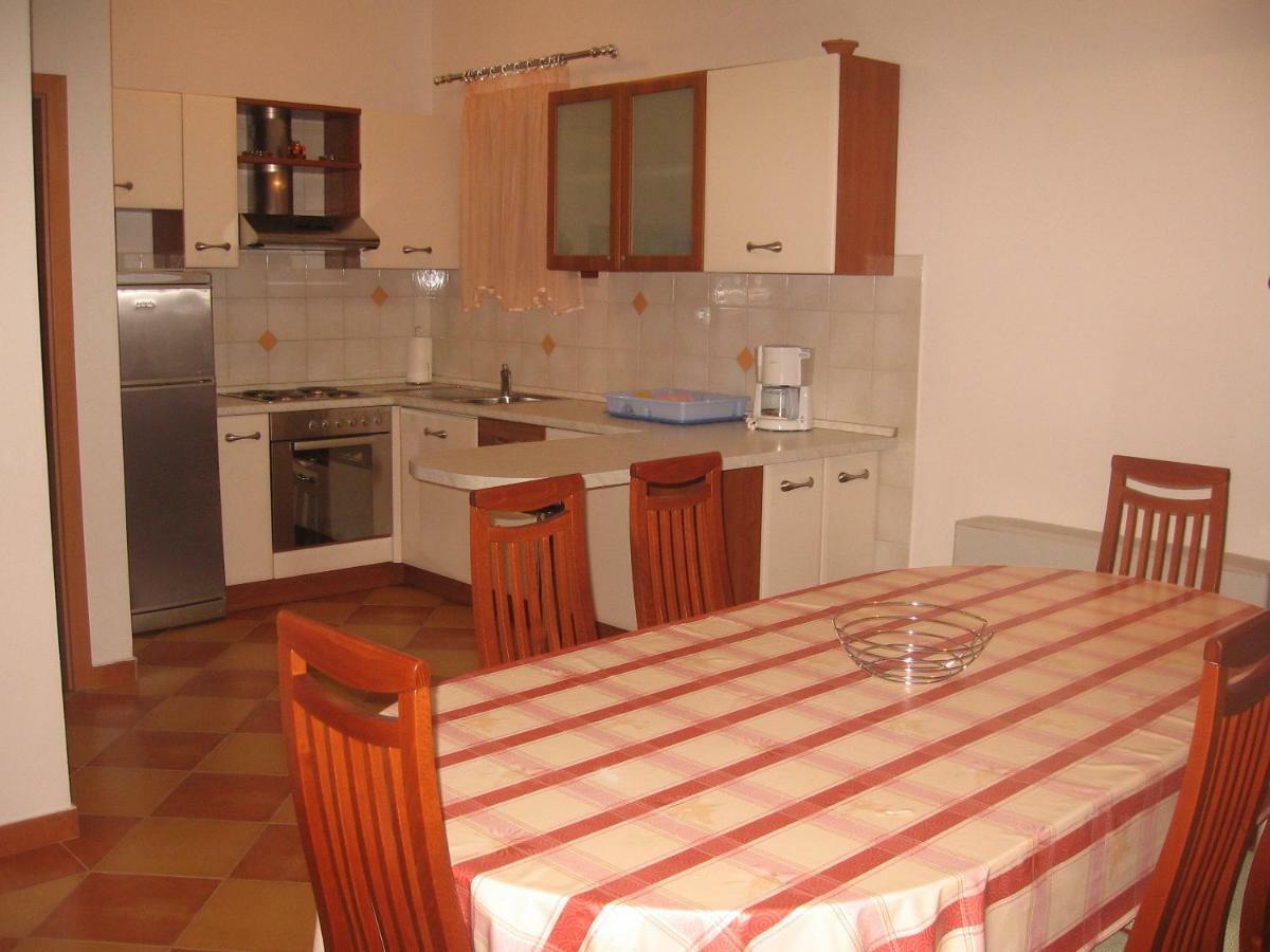 Apartment With Splendid Sea View Trogir Bagian luar foto